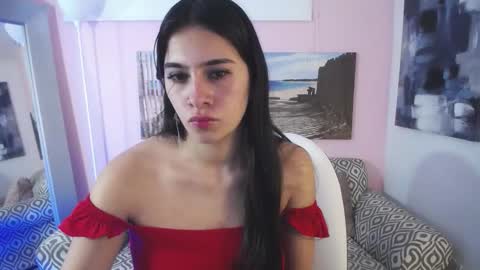 Nina online show from October 2025 12:02:01 PM