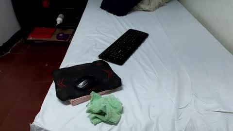 Snapshot of ninaa_fox chatting on January 2025 03:38:01 PM Ninaa fox online show from January 2025 03:38:01 PM