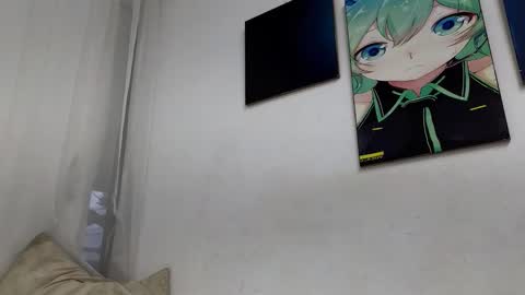 Snapshot of ninaa_fox chatting on February 2025 10:43:02 PM Ninaa fox online show from February 2025 10:43:02 PM