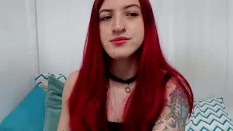 Snapshot of ninaa_fox chatting on March 2025 03:56:01 PM Ninaa fox online show from March 2025 03:56:01 PM