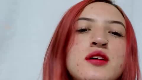 Snapshot of ninaa_fox chatting on September 2025 05:24:01 PM Ninaa fox online show from September 2025 05:24:01 PM