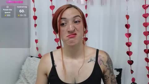 Snapshot of ninaa_fox chatting on September 2025 07:30:01 PM Ninaa fox online show from September 2025 07:30:01 PM