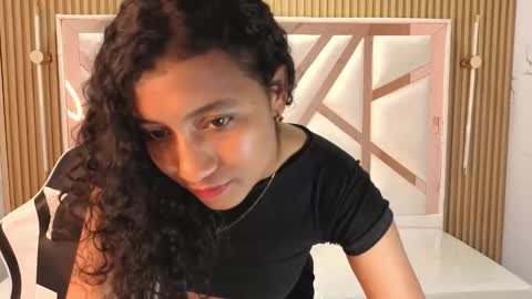 Snapshot of ninadelight_tp chatting on November 2025 08:41:01 PM Nina online show from November 2025 08:41:01 PM