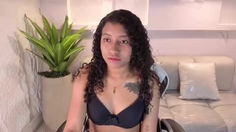 Snapshot of ninadelight_tp chatting on November 2025 07:58:01 PM Nina online show from November 2025 07:58:01 PM