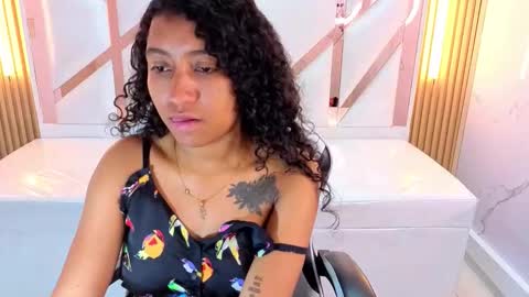 Snapshot of ninadelight_tp chatting on November 2025 08:16:01 PM Nina online show from November 2025 08:16:01 PM