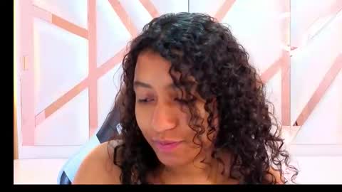 Snapshot of ninadelight_tp chatting on November 2025 12:30:01 PM Nina online show from November 2025 12:30:01 PM