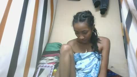 Snapshot of ninaeaa chatting on February 2026 08:52:01 AM ninaeaa online show from February 2026 08:52:01 AM