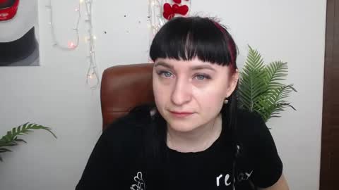 Snapshot of ninaflawlees chatting on May 2026 12:22:02 PM ninaflawlees online show from May 2026 12:22:02 PM