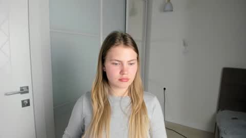 Snapshot of ninarihh chatting on February 2025 06:09:02 PM ninarihh online show from February 2025 06:09:02 PM