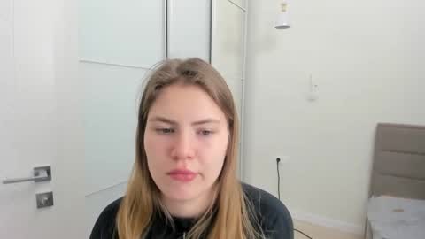 Snapshot of ninarihh chatting on March 2025 12:01:01 PM ninarihh online show from March 2025 12:01:01 PM