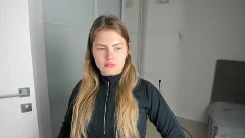 Snapshot of ninarihh chatting on March 2025 07:32:02 AM ninarihh online show from March 2025 07:32:02 AM