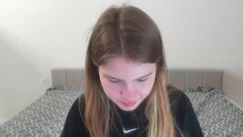 Snapshot of ninarihh chatting on March 2025 12:17:01 PM ninarihh online show from March 2025 12:17:01 PM