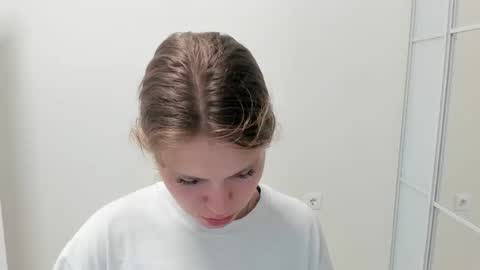 Snapshot of ninarihh chatting on September 2025 11:54:02 AM ninarihh online show from September 2025 11:54:02 AM