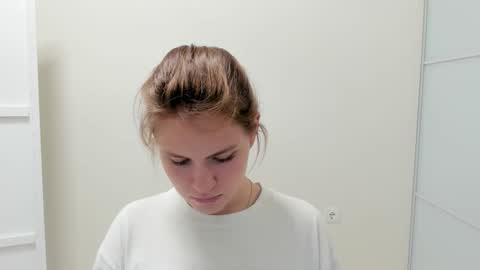 Snapshot of ninarihh chatting on September 2025 09:43:02 AM ninarihh online show from September 2025 09:43:02 AM