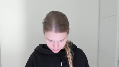 Snapshot of ninarihh chatting on October 2025 11:33:02 AM ninarihh online show from October 2025 11:33:02 AM