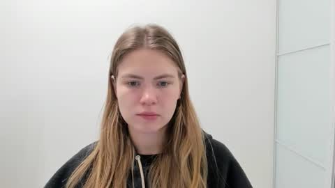 Snapshot of ninarihh chatting on October 2025 10:49:02 AM ninarihh online show from October 2025 10:49:02 AM