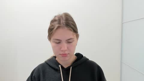 Snapshot of ninarihh chatting on November 2025 10:50:02 AM ninarihh online show from November 2025 10:50:02 AM