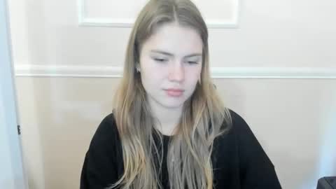 Snapshot of ninarihh chatting on November 2025 11:56:02 AM ninarihh online show from November 2025 11:56:02 AM