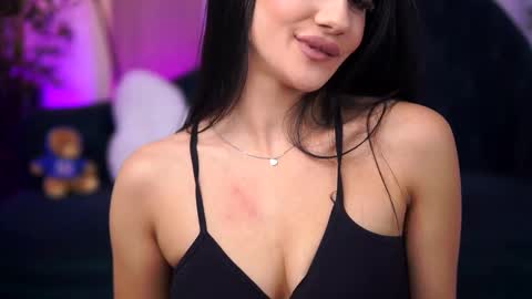 Ninna online show from October 2025 06:45:02 PM