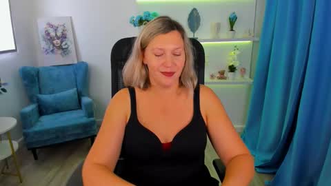 ninastarle online show from September 2025 11:45:02 AM