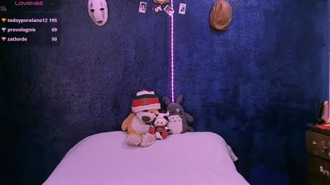 Nina online show from December 2024 06:08:01 PM