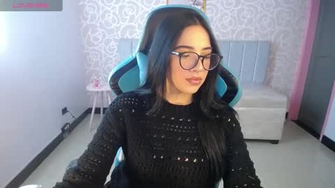 Ninfa  online show from January 2025 11:17:01 AM