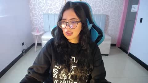 Ninfa  online show from February 2025 11:09:02 AM