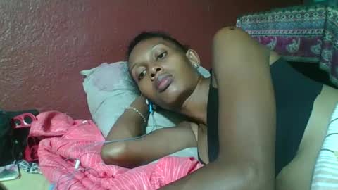 ninie246746 online show from February 2025 07:03:02 PM