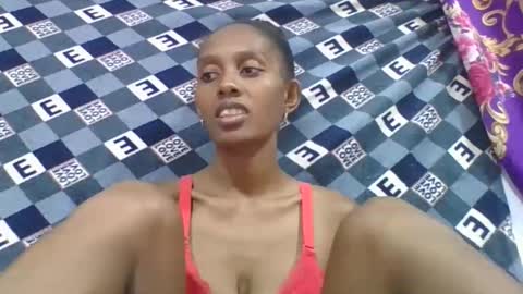 ninie246746 online show from February 2026 07:06:02 AM