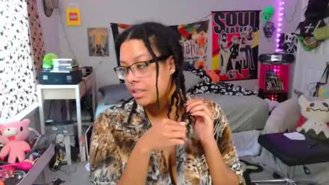 kiwi online show from October 2025 01:50:01 PM