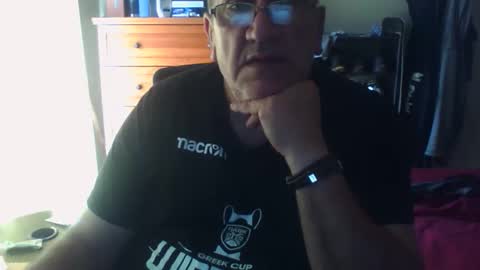 Dennis online show from September 2025 03:17:01 PM