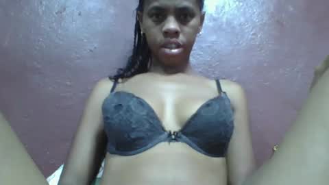 nirinahfy online show from February 2025 04:12:01 AM