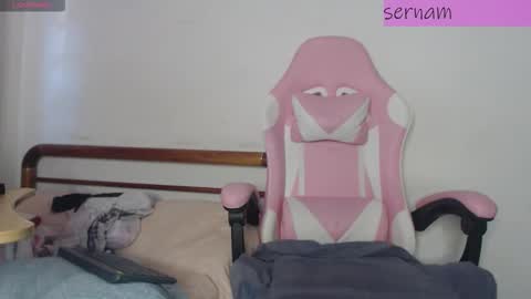 Nicolle  online show from October 2025 09:26:02 PM