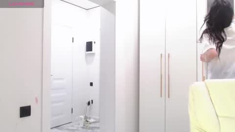 Niu online show from January 2026 04:18:02 AM