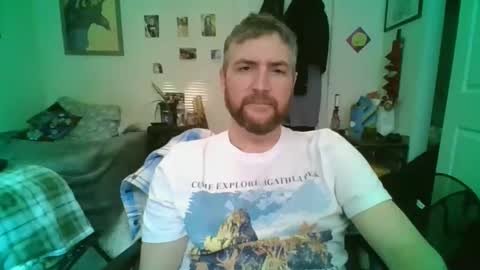 njoefats420 online show from April 2026 10:19:02 PM