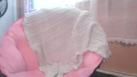 Leah online show from December 2025 03:32:02 PM