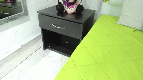 noa camila online show from November 2025 12:59:03 PM