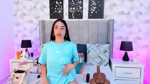 Snapshot of noa_morena chatting on October 2025 12:36:02 PM NATHALIA MORENO online show from October 2025 12:36:02 PM