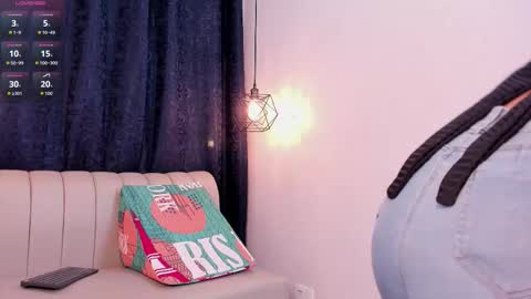 Snapshot of noa_morena chatting on November 2025 12:28:02 PM NATHALIA MORENO online show from November 2025 12:28:02 PM