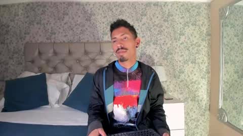 Noah online show from April 2026 01:33:01 AM