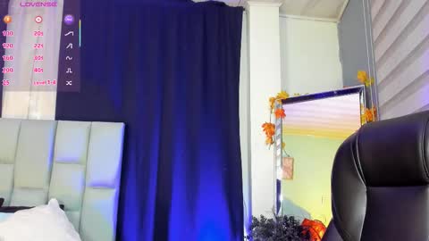 Noah  online show from September 2025 03:19:02 AM