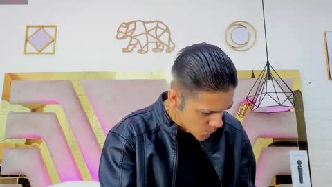 Zoe  online show from March 2026 12:22:02 PM