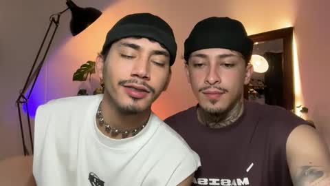Snapshot of noah_and_steven chatting on May 2026 03:42:02 PM noah_and_steven online show from May 2026 03:42:02 PM