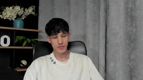 Noah Brigth online show from February 2025 06:45:01 AM