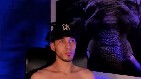 Noah Brigth online show from November 2025 08:57:01 AM