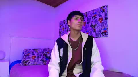 Snapshot of noah_clark_nom chatting on October 2025 01:39:02 PM Noah online show from October 2025 01:39:02 PM