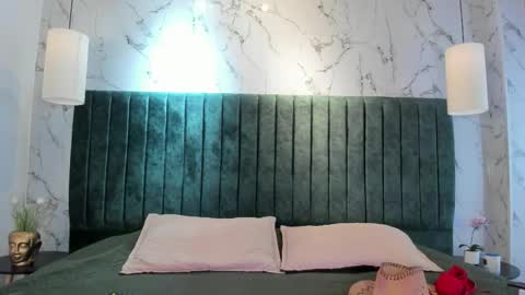 noah_dupont_ online show from October 2025 08:09:01 PM