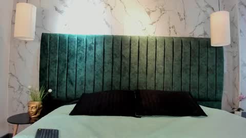 noah_dupont_ online show from October 2025 11:34:02 AM