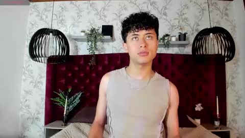 noah_dupont_ online show from December 2025 11:48:01 AM