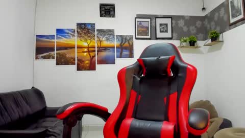 noah_flynn1 online show from October 2025 06:43:01 AM